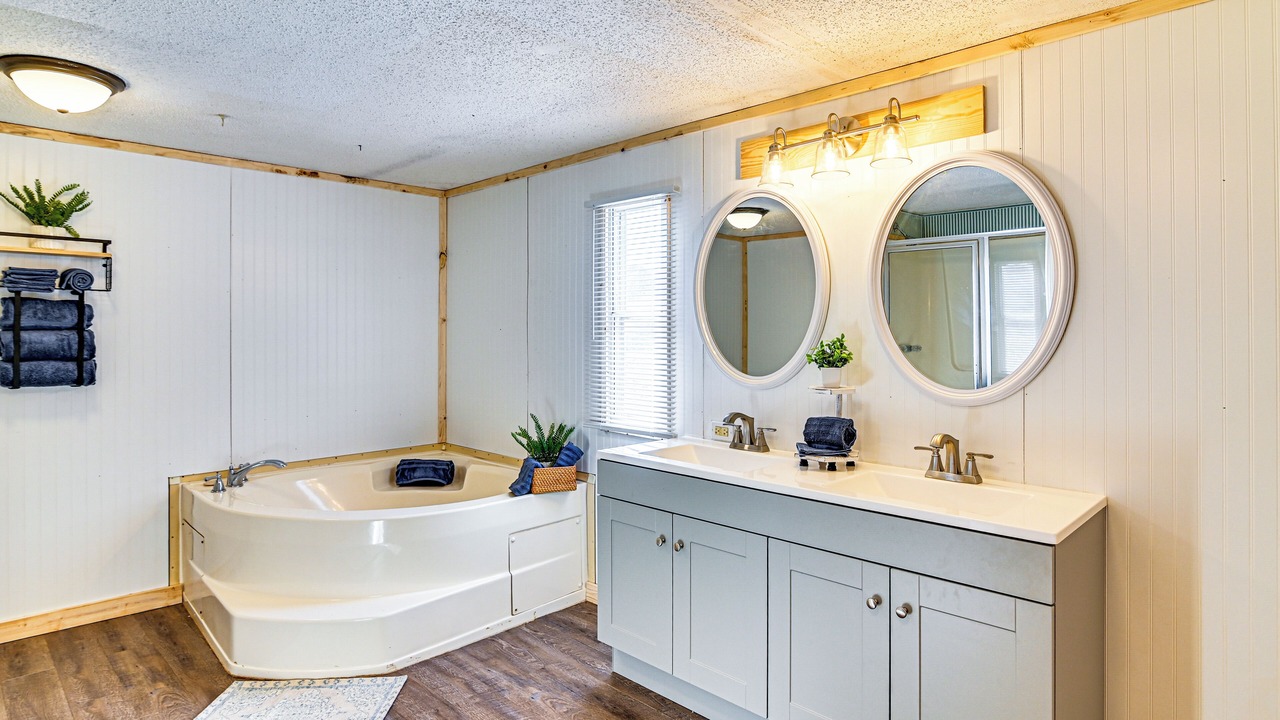 Photo of Bathroom in Iuka
