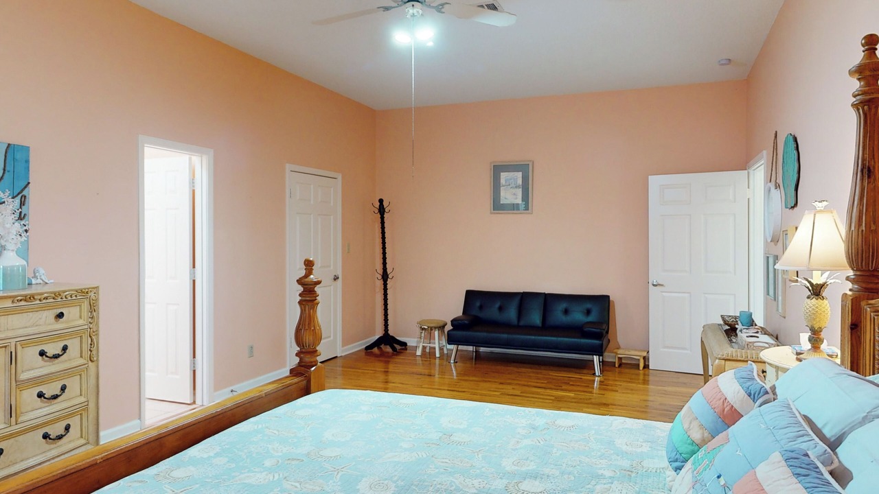 Photo of Bedroom in Freeport