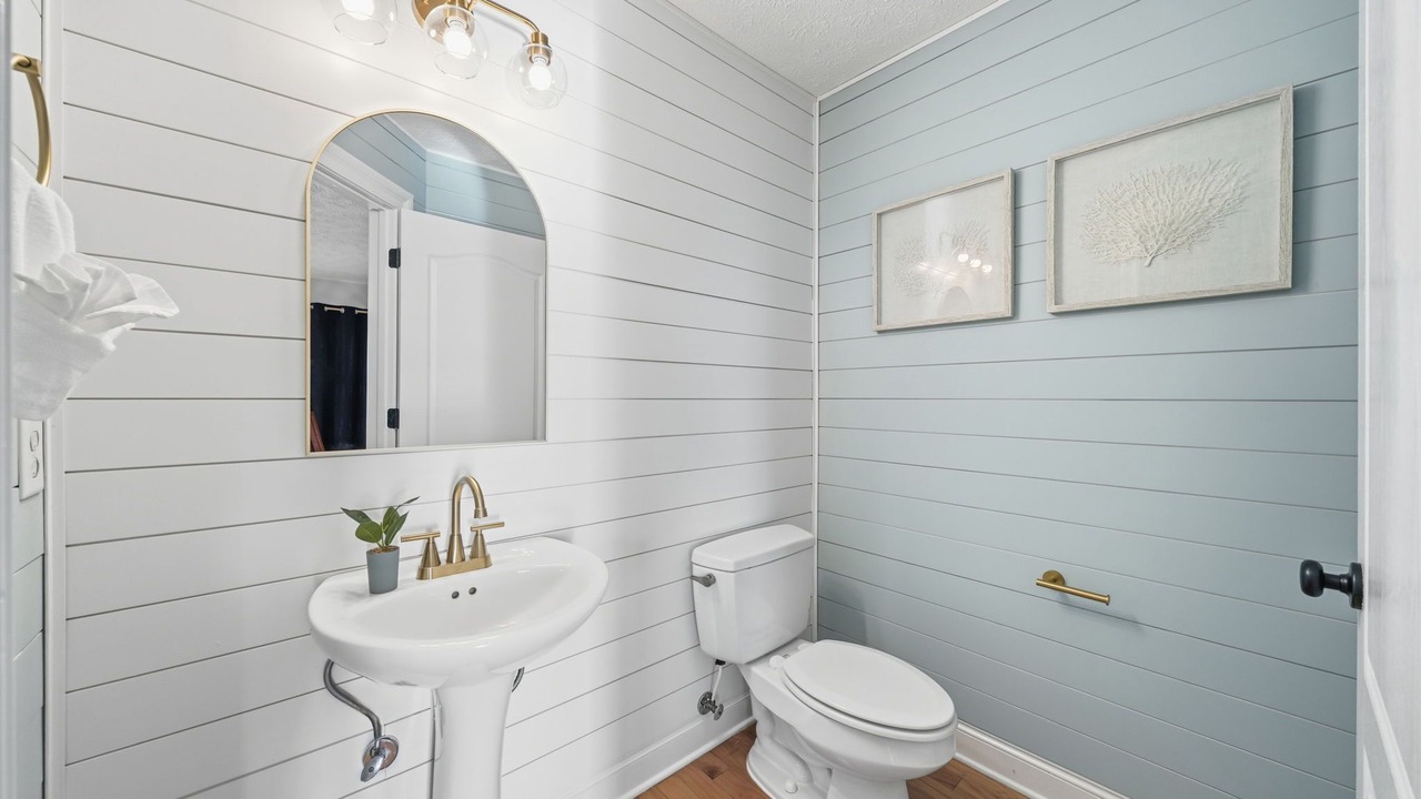 Photo of Bathroom in Holiday Beach