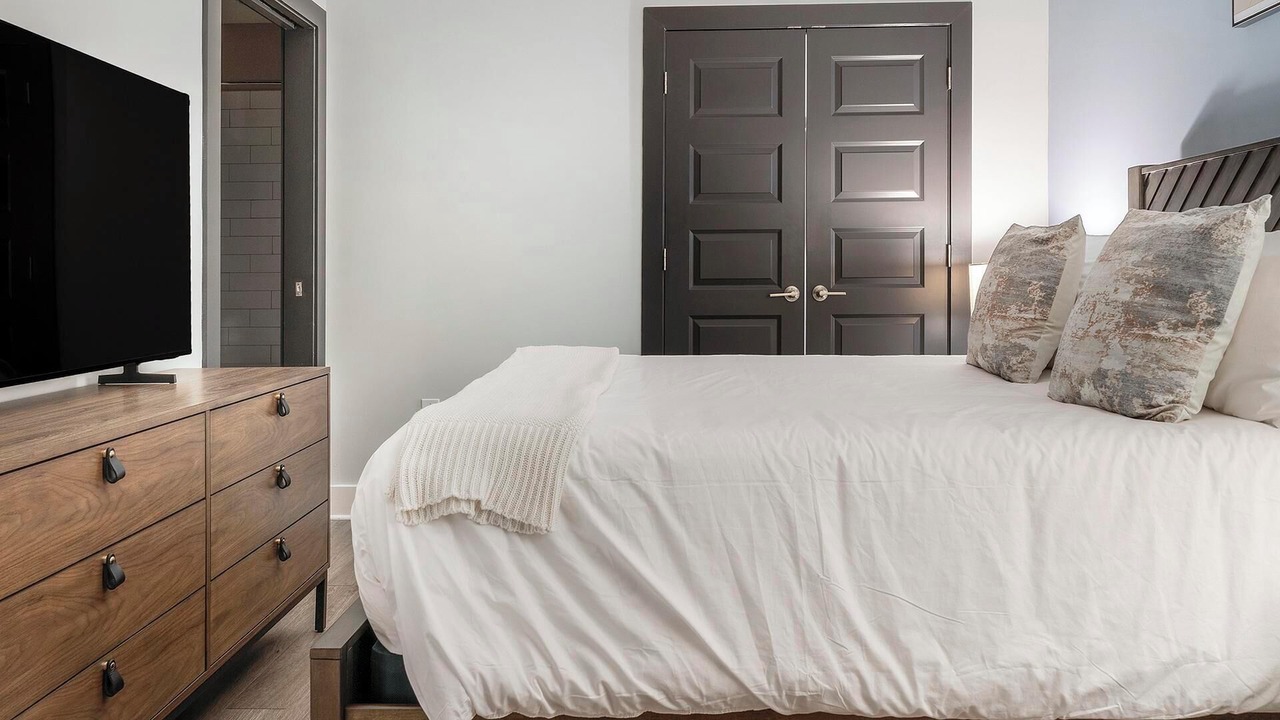 Photo of Bedroom in North Decatur