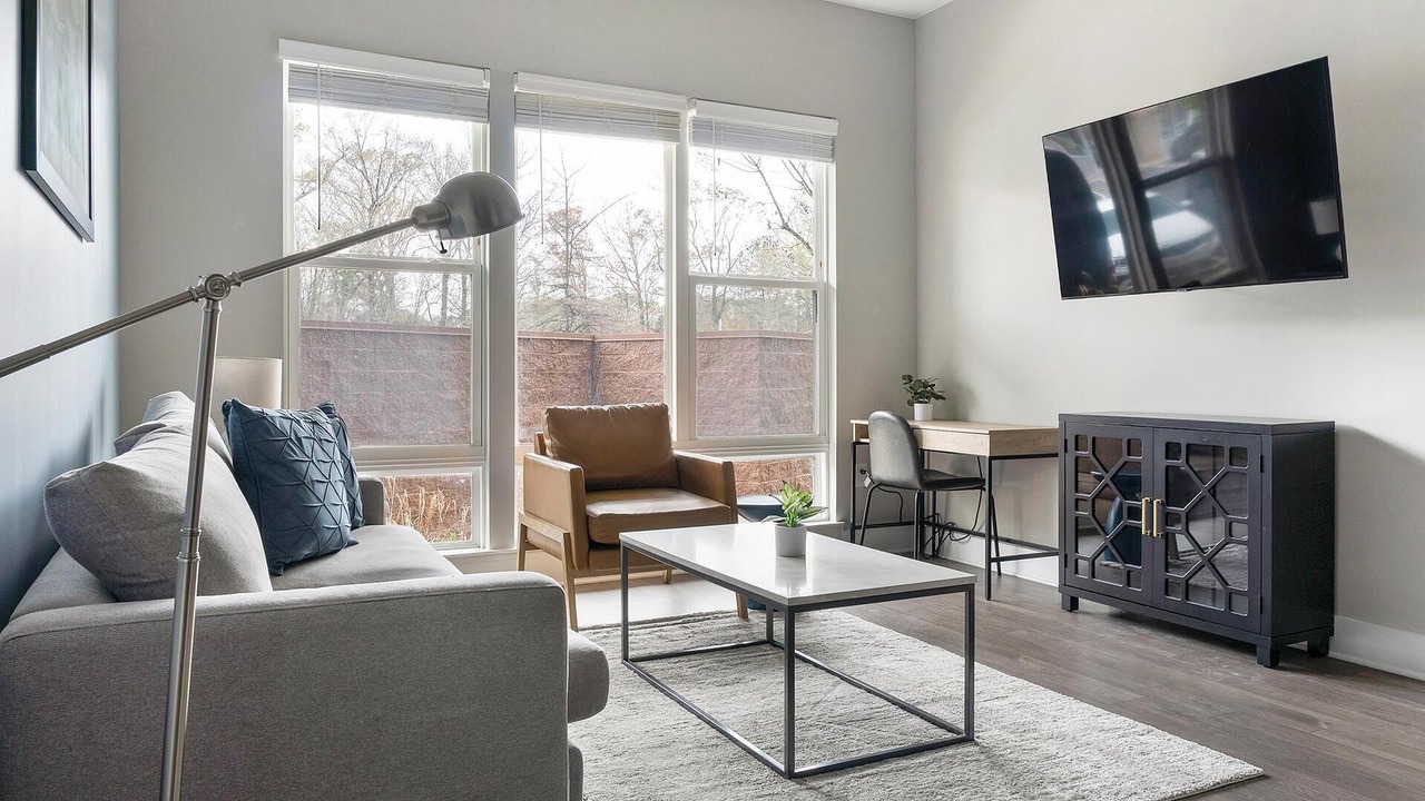 Photo of Livingroom in North Decatur