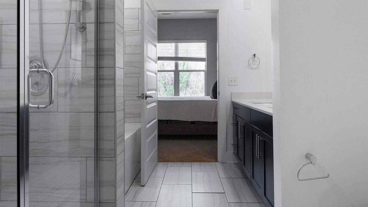 Photo of Bathroom in North Decatur