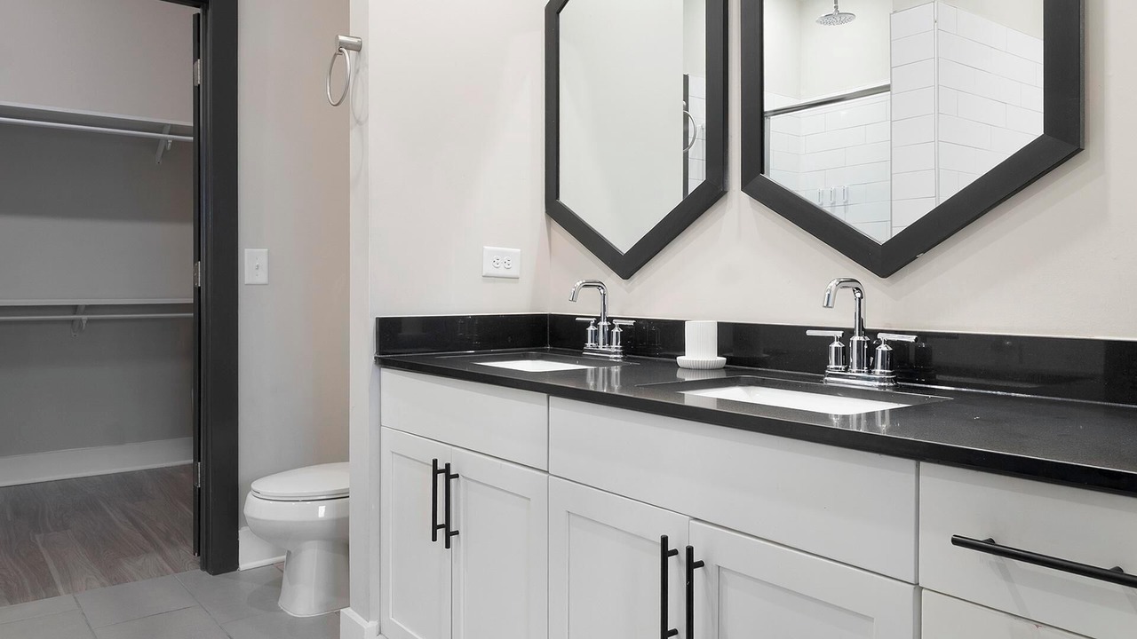 Photo of Bathroom in North Decatur