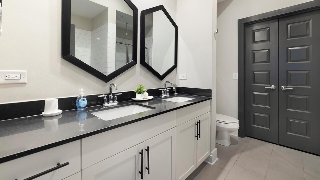 Photo of Bathroom in North Decatur