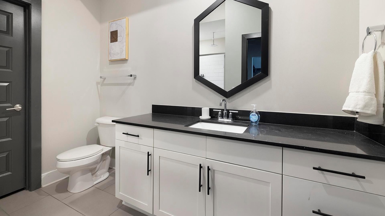 Photo of Bathroom in North Decatur