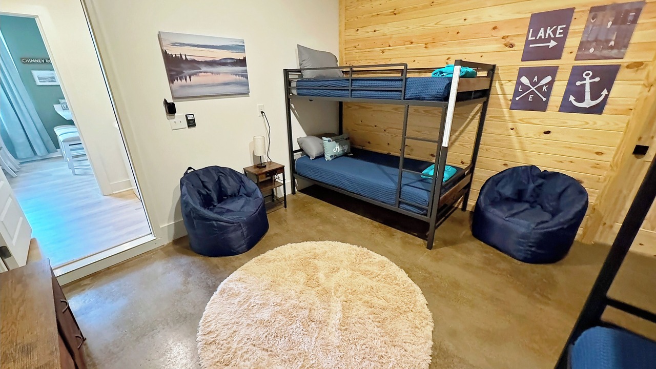 Photo of Bedroom in Jacksons' Gap