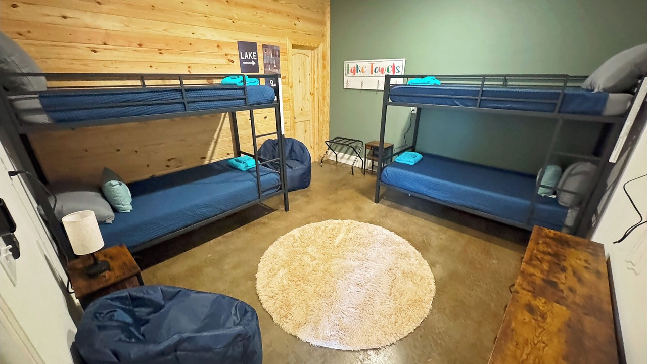 Photo of Bedroom in Jacksons' Gap