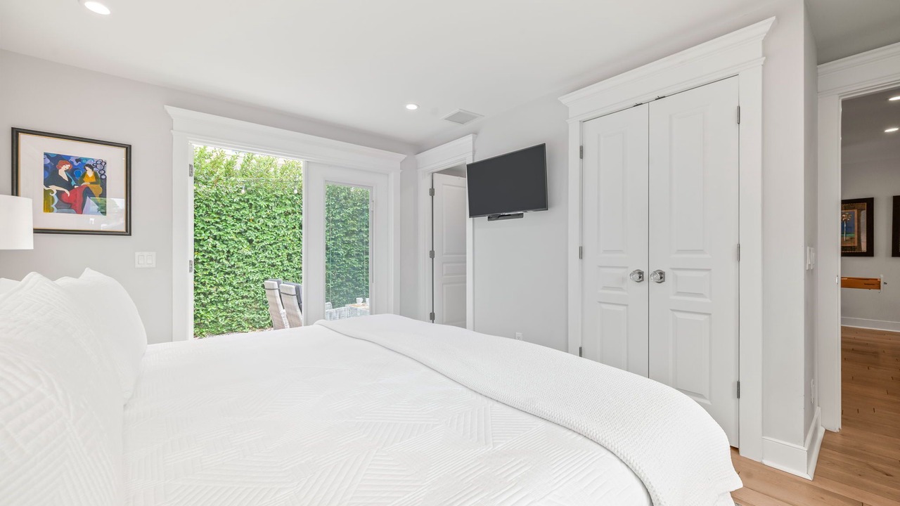 Photo of Bedroom in Downtown Historic District
