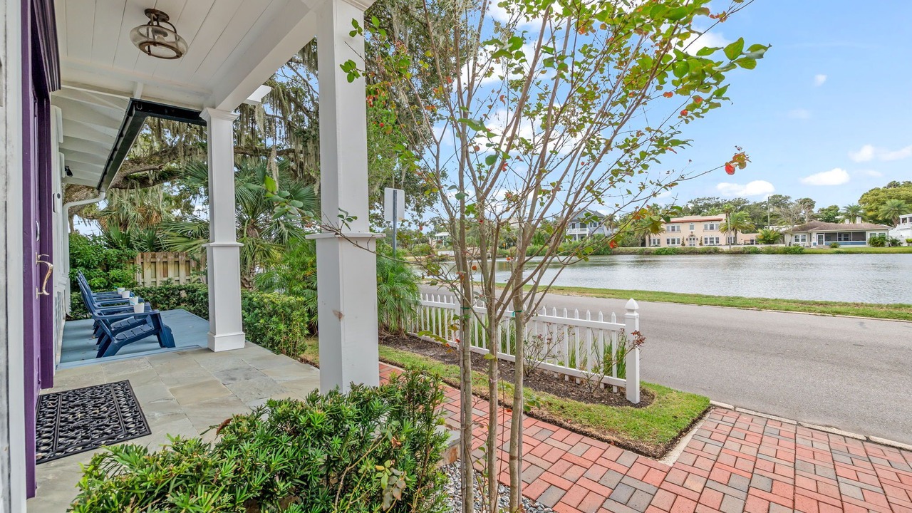 Photo of Patio Balcony in Downtown Historic District