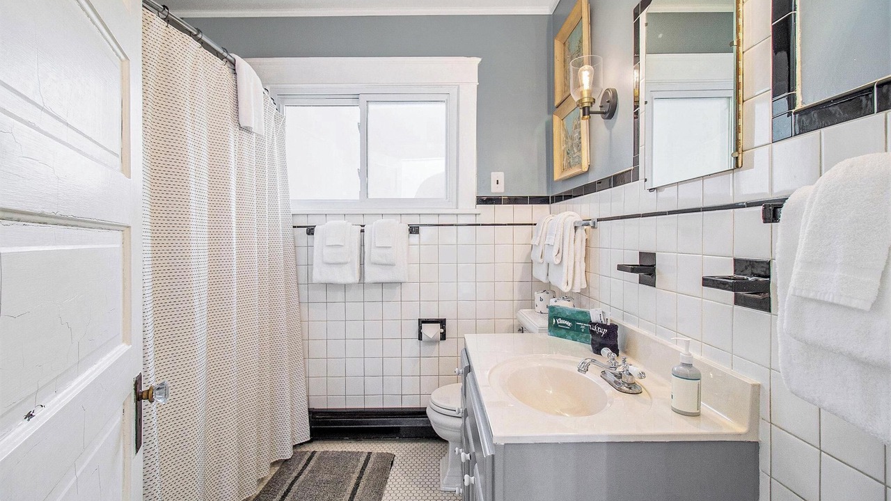 Photo of Bathroom in Manistee