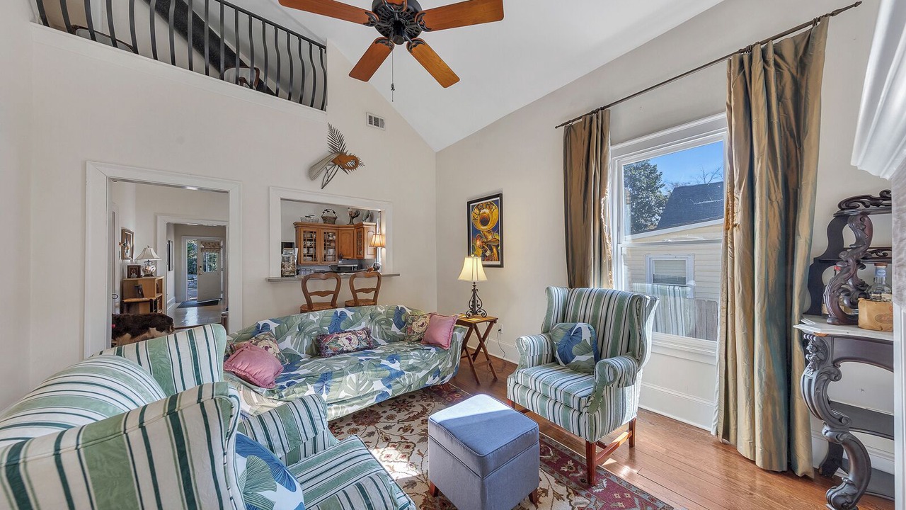 Photo of Bedroom in Knight Park