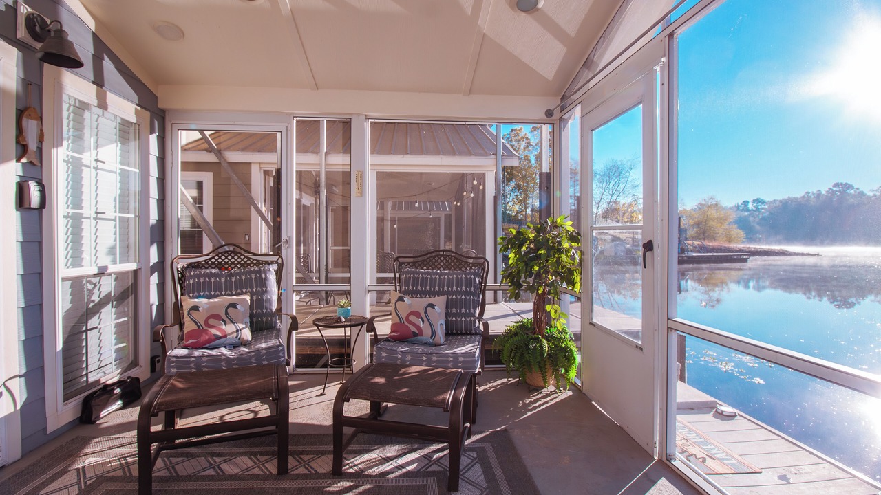 Photo of Livingroom in Bainbridge