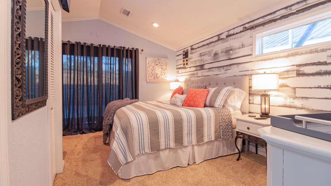 Photo of Bedroom in Bainbridge