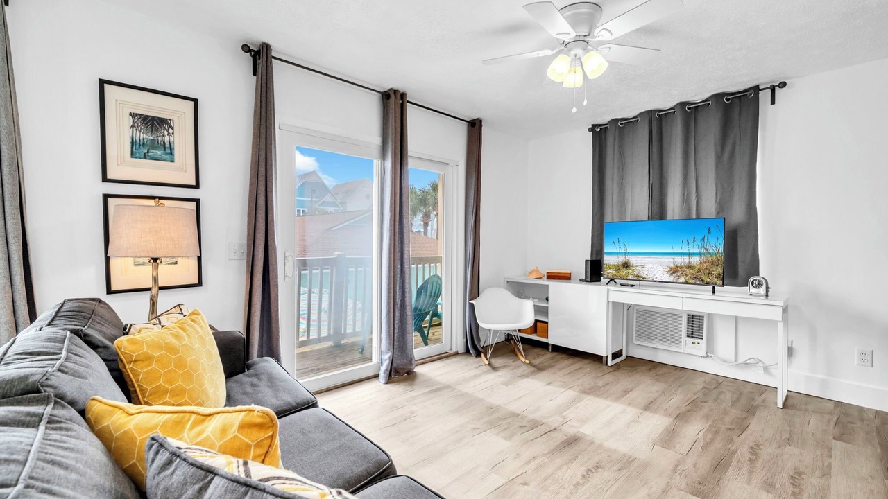 Photo of Livingroom in Bel Air