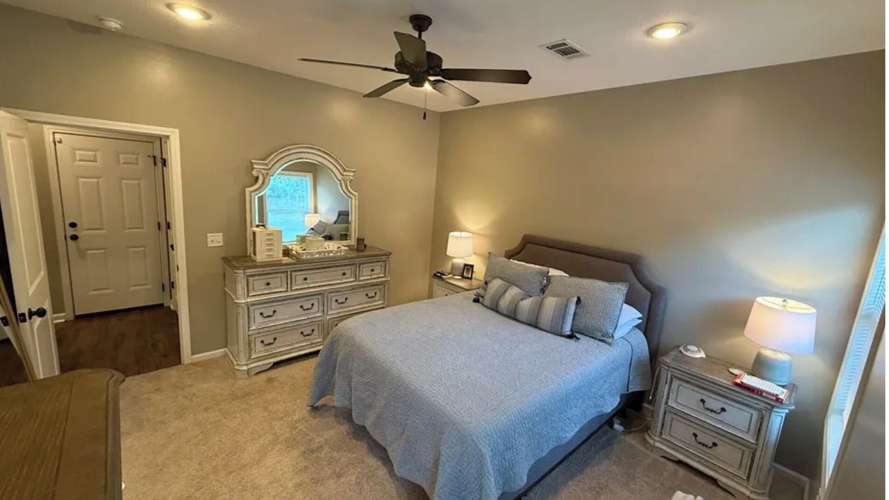 Photo of Bedroom in Oxford