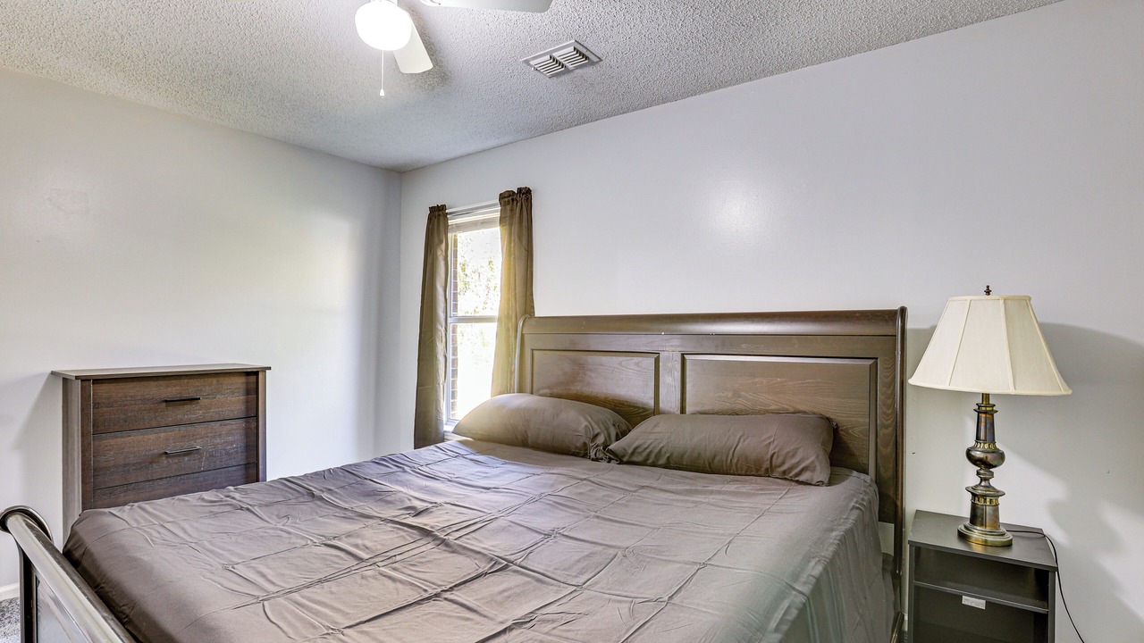 Photo of Bedroom in Pooler