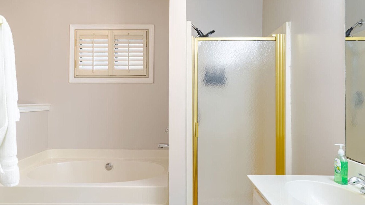 Photo of Bathroom in Gunter Afs