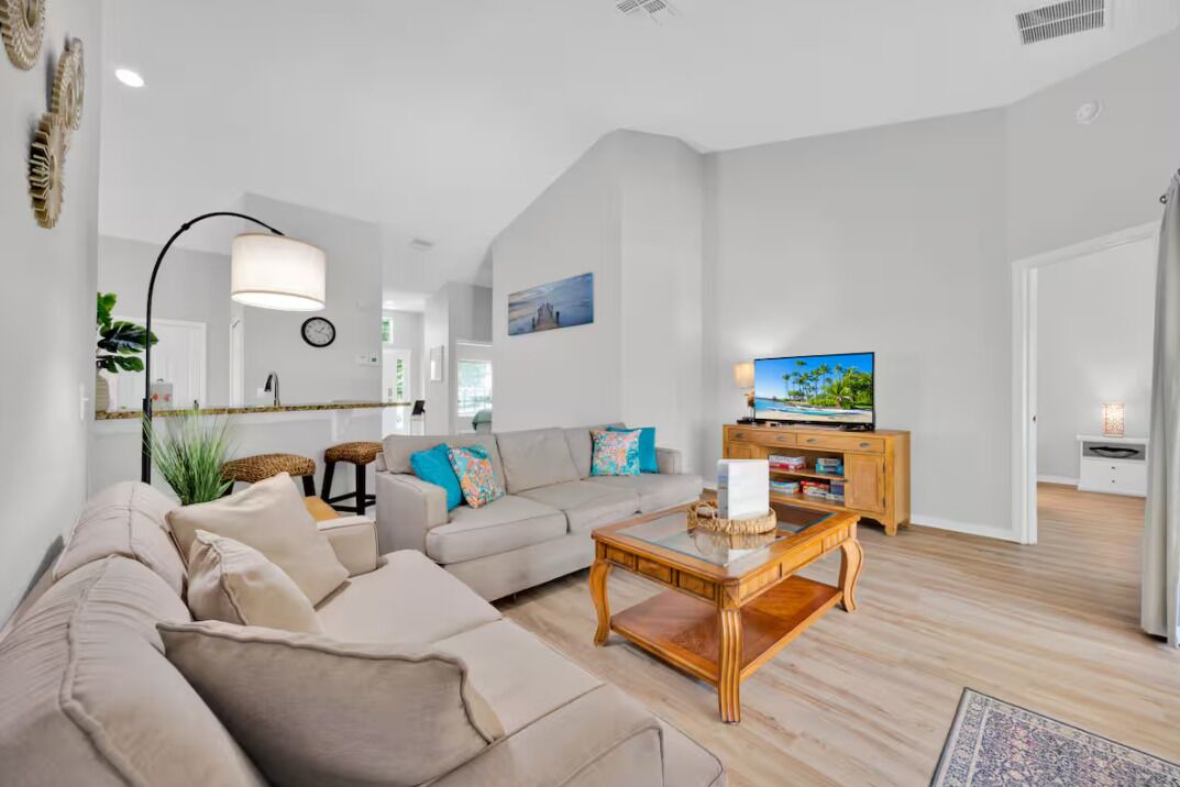 Photo of Livingroom in Florida Pines