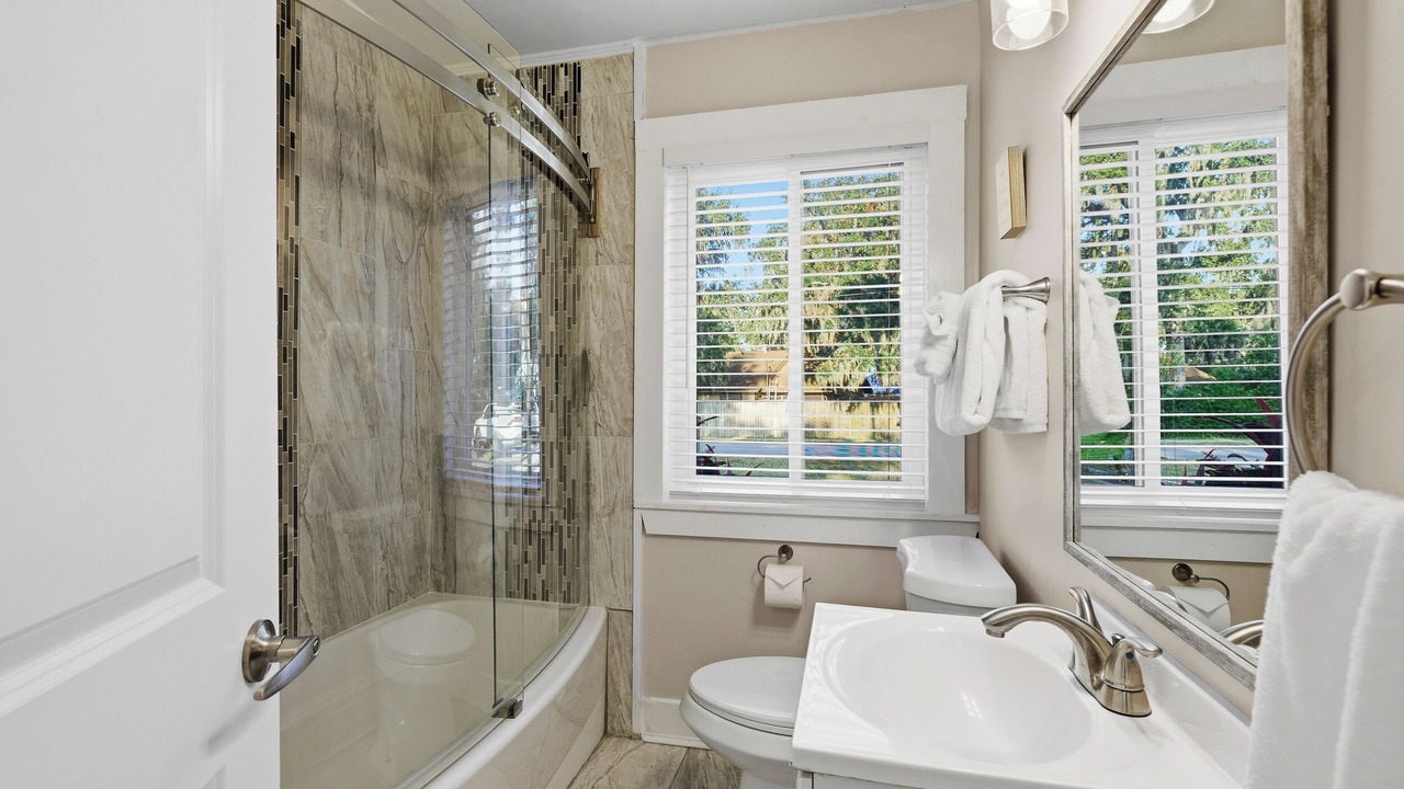 Photo of Bathroom in New Smyrna Beach
