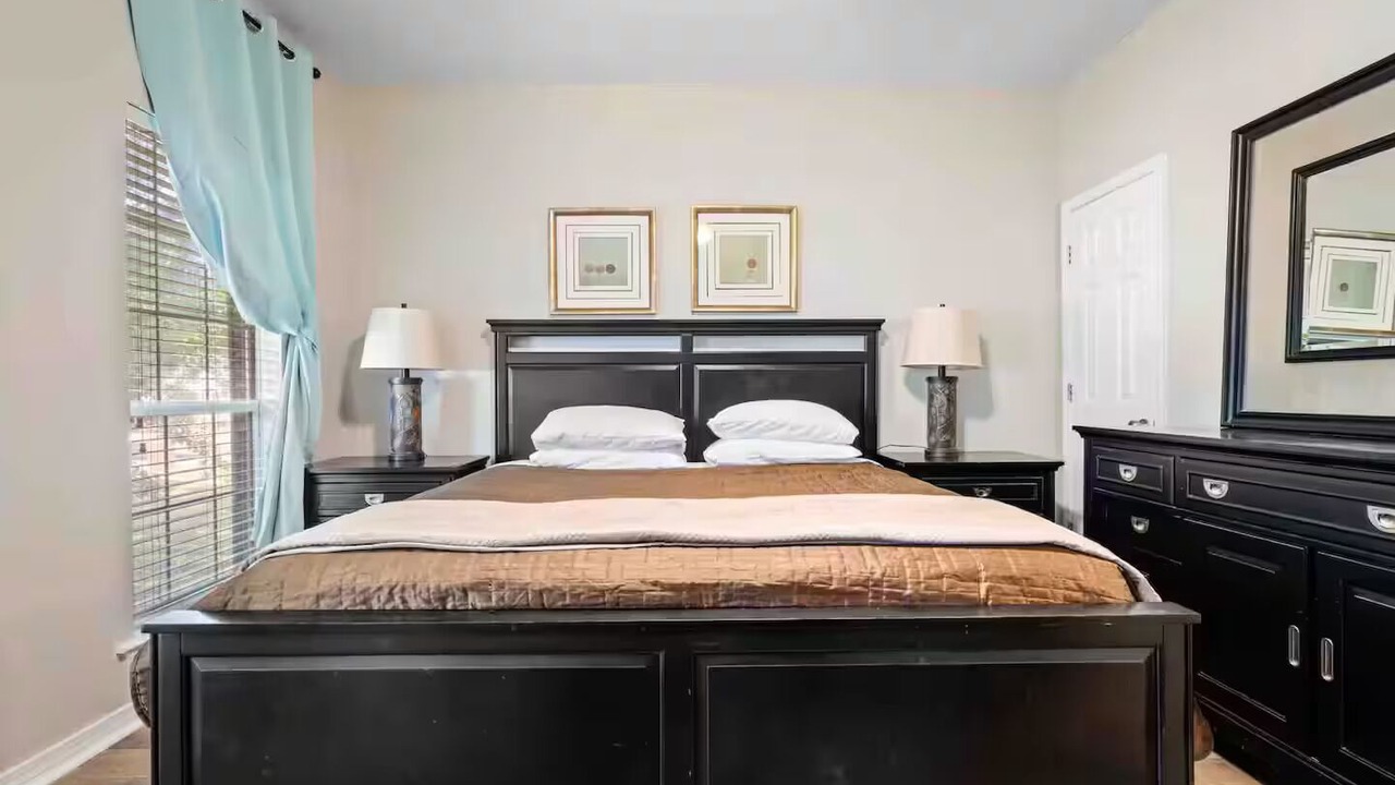 Photo of Bedroom in Daphne