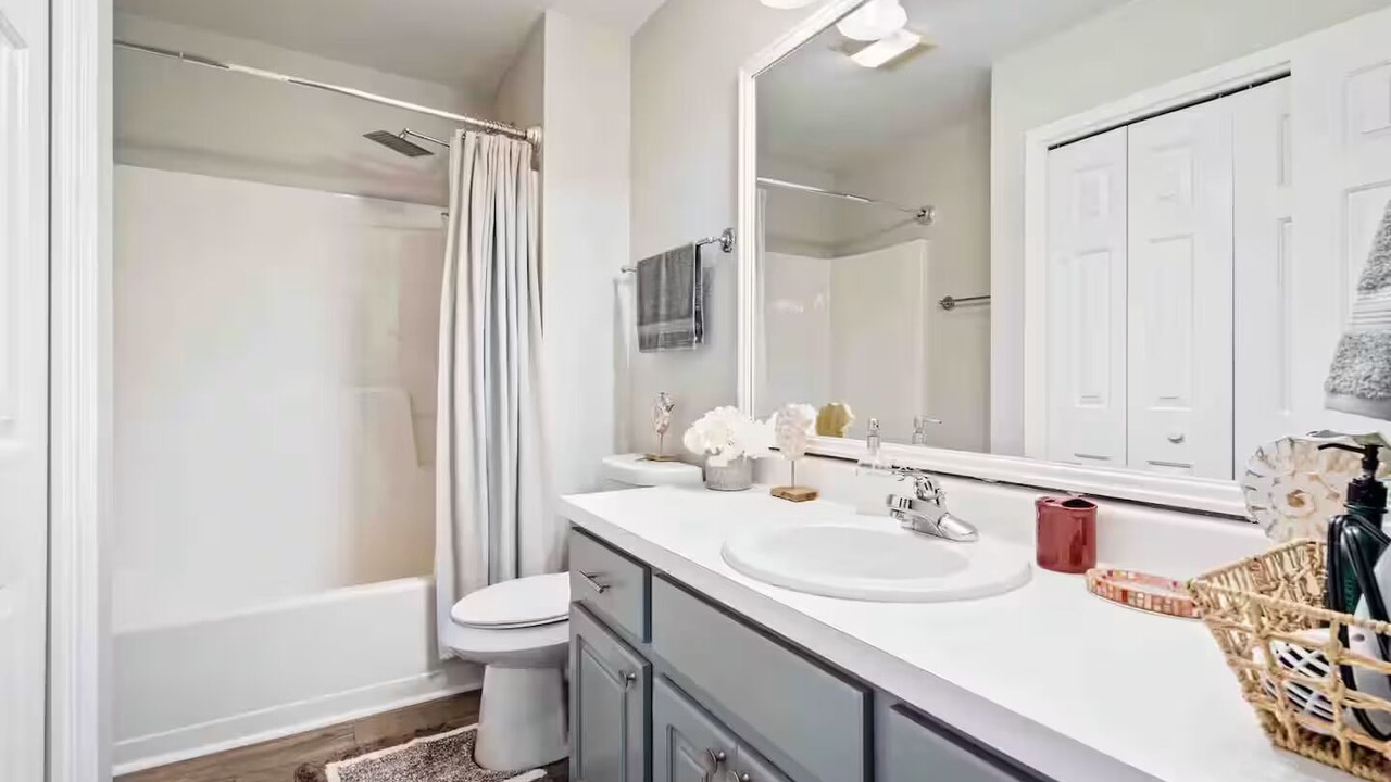 Photo of Bathroom in Daphne