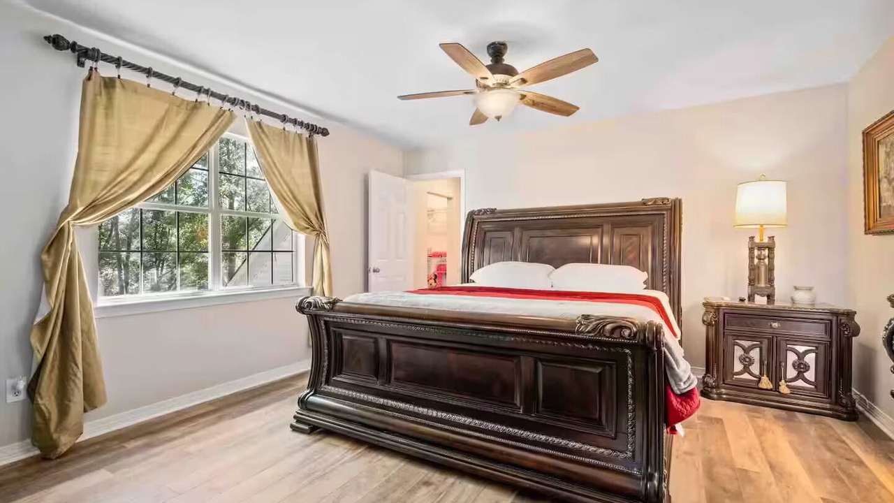 Photo of Bedroom in Daphne