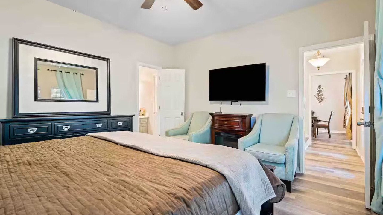 Photo of Bedroom in Daphne