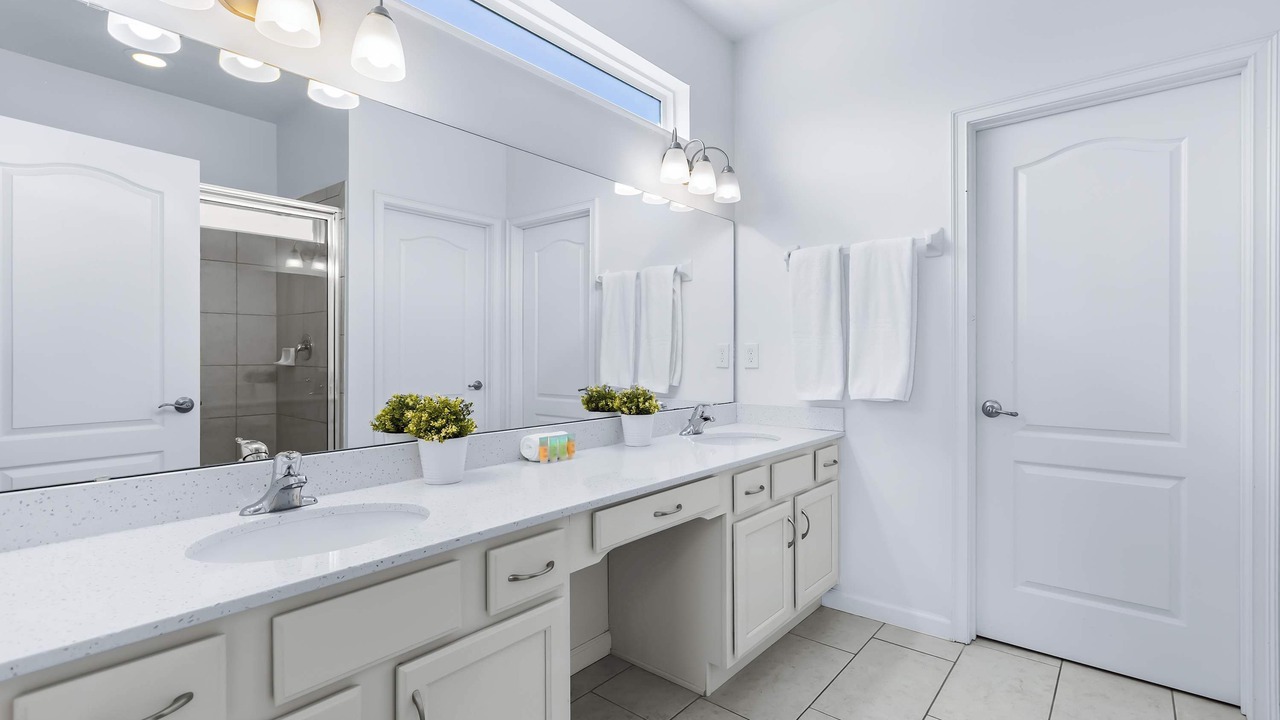Photo of Bathroom in Loughman