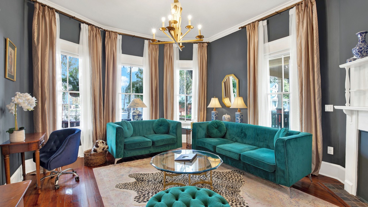 Photo of Livingroom in Metropolitan