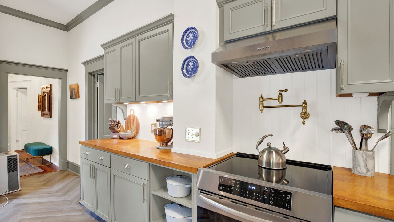 Photo of Kitchen in Metropolitan