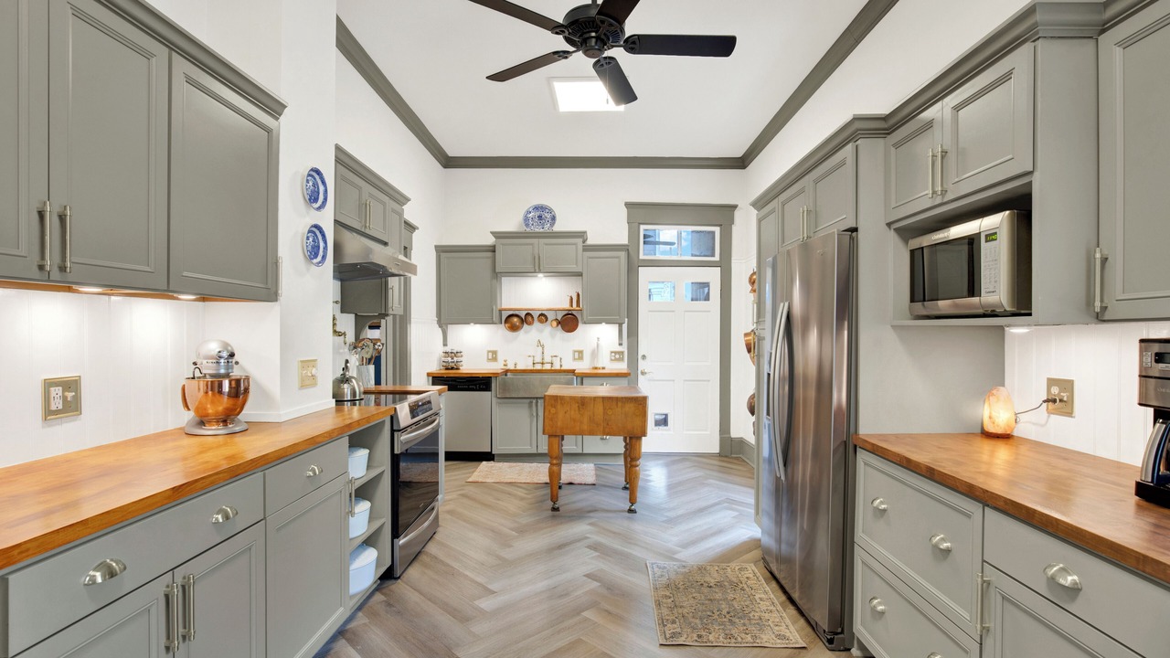 Photo of Kitchen in Metropolitan