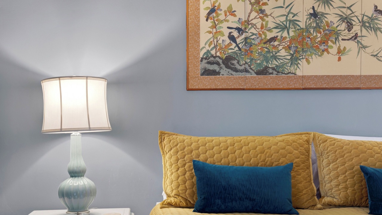 Photo of Bedroom in Metropolitan