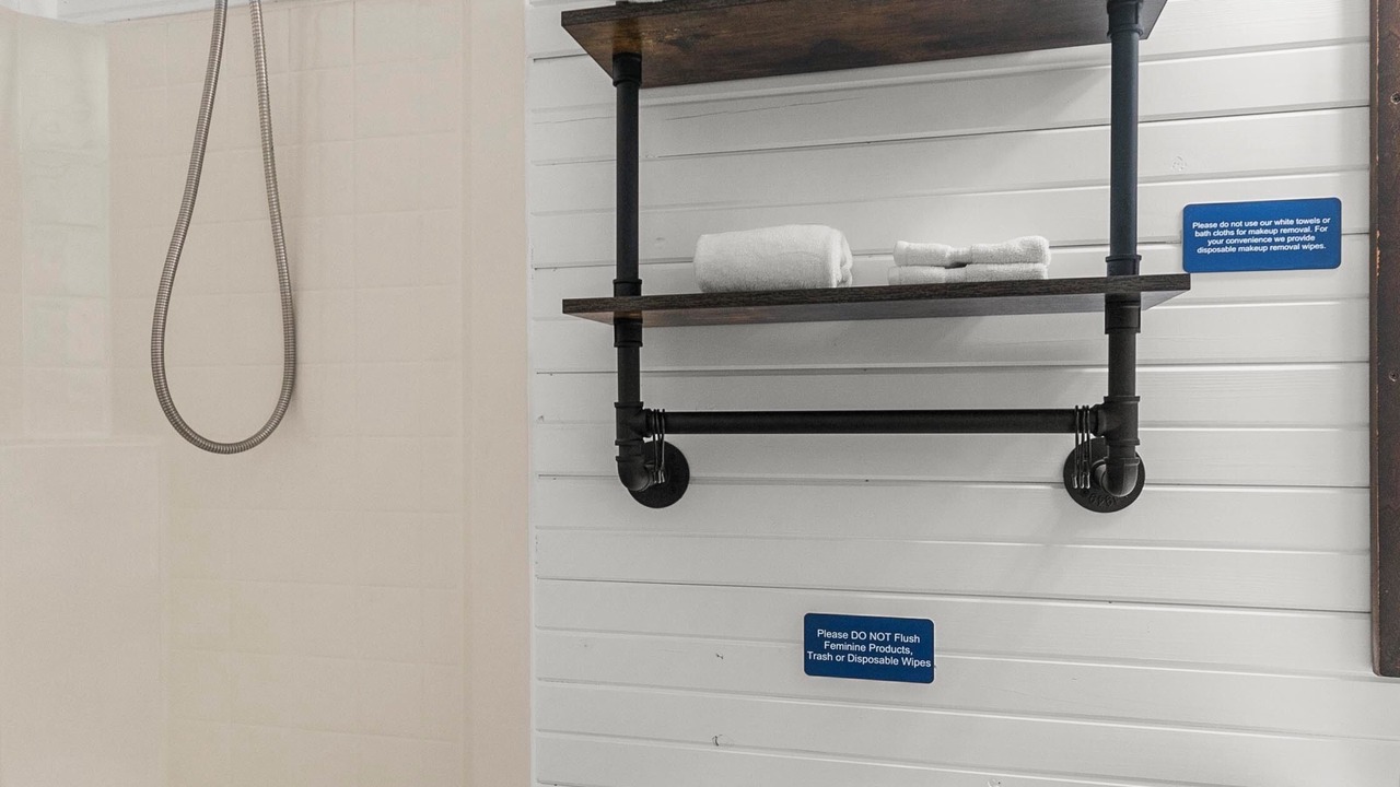 Photo of Bathroom in Enterprise