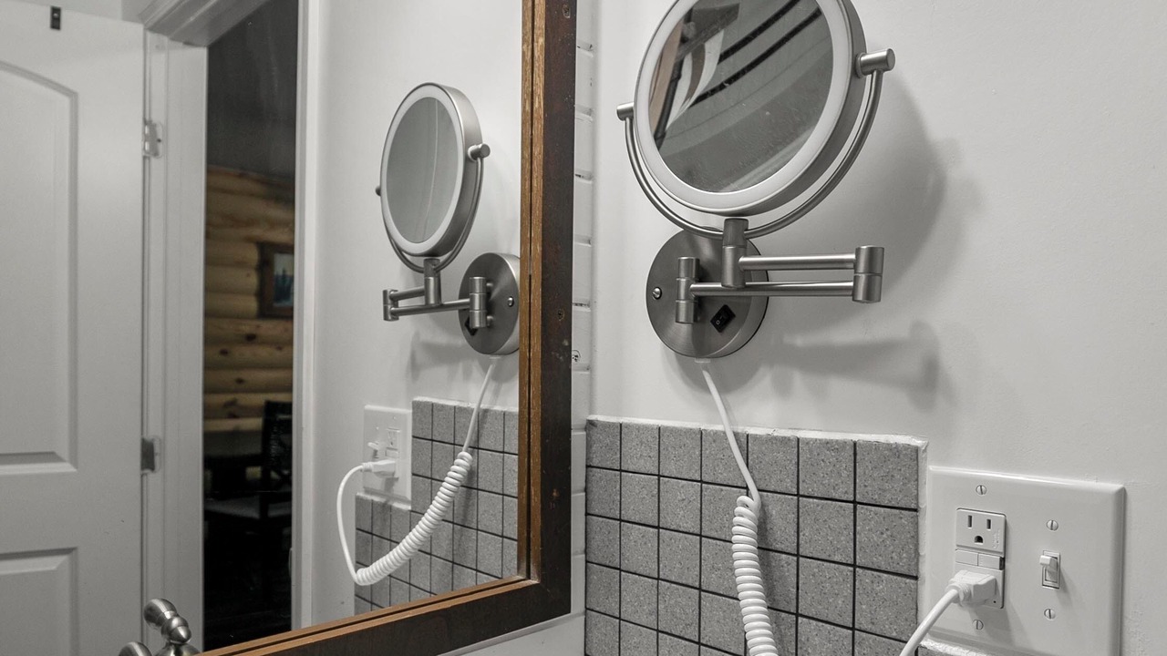 Photo of Bathroom in Enterprise