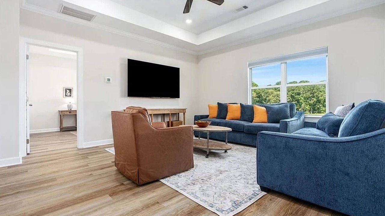 Photo of Livingroom in Auburn