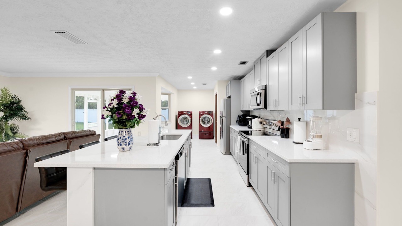 Photo of Kitchen in Sandalwood