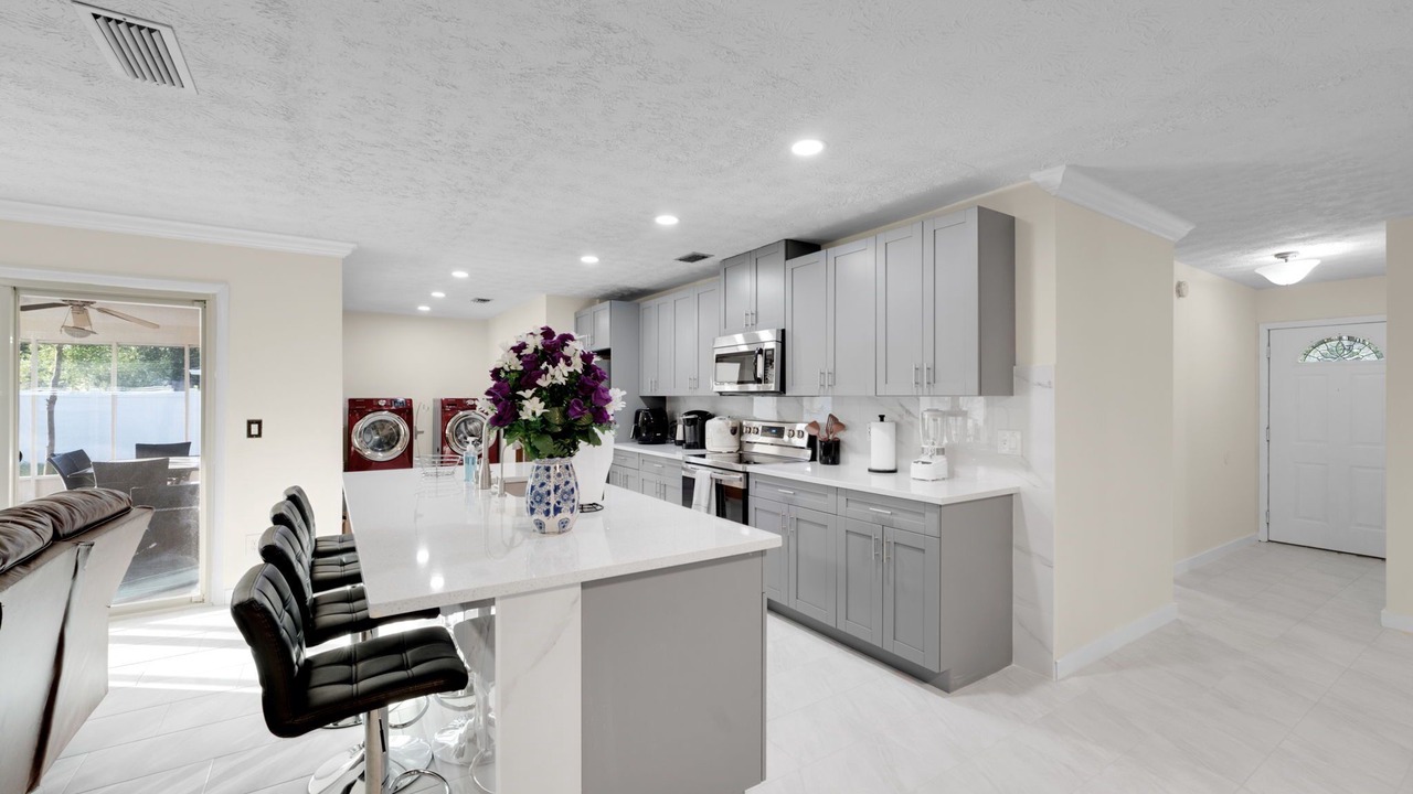 Photo of Kitchen in Sandalwood