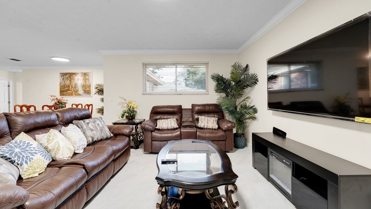 Photo of Livingroom in Sandalwood