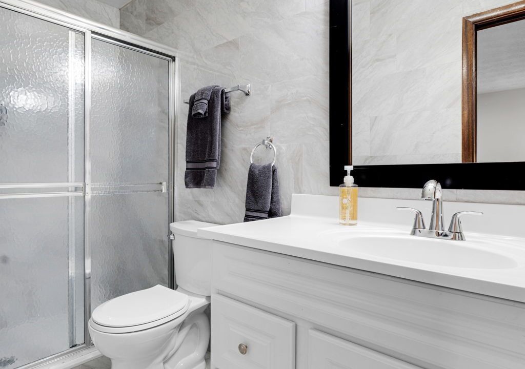 Photo of Bathroom in Sandalwood