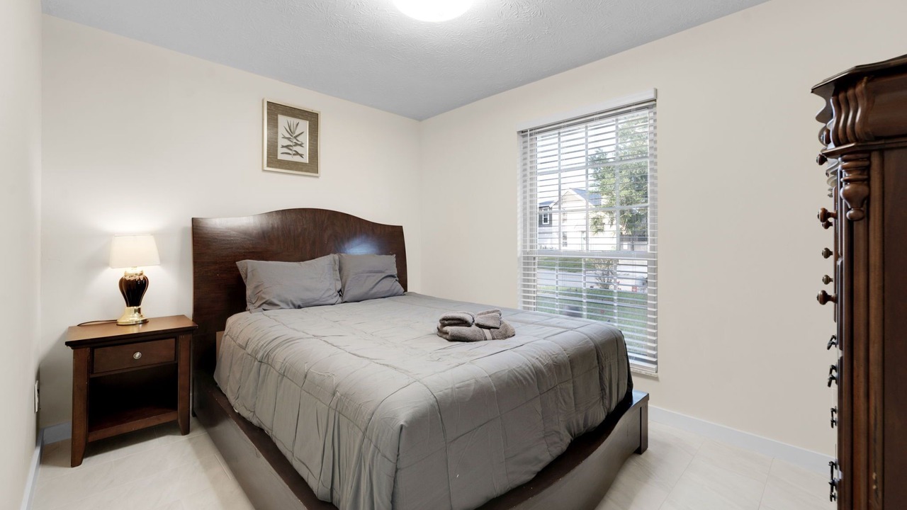 Photo of Bedroom in Sandalwood