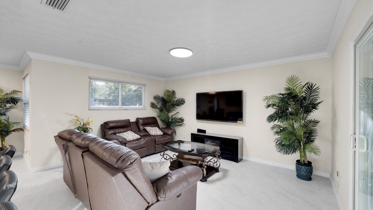 Photo of Livingroom in Sandalwood