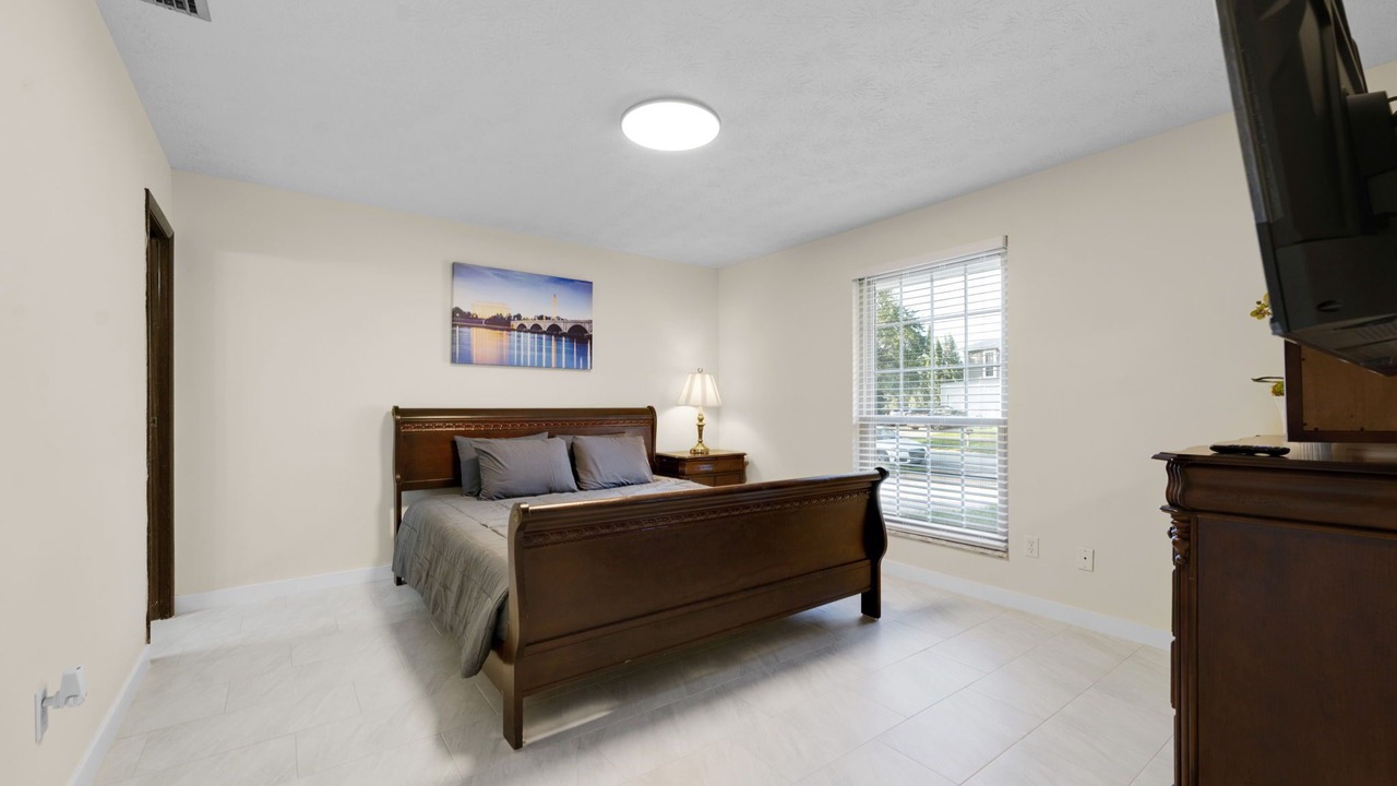 Photo of Bedroom in Sandalwood
