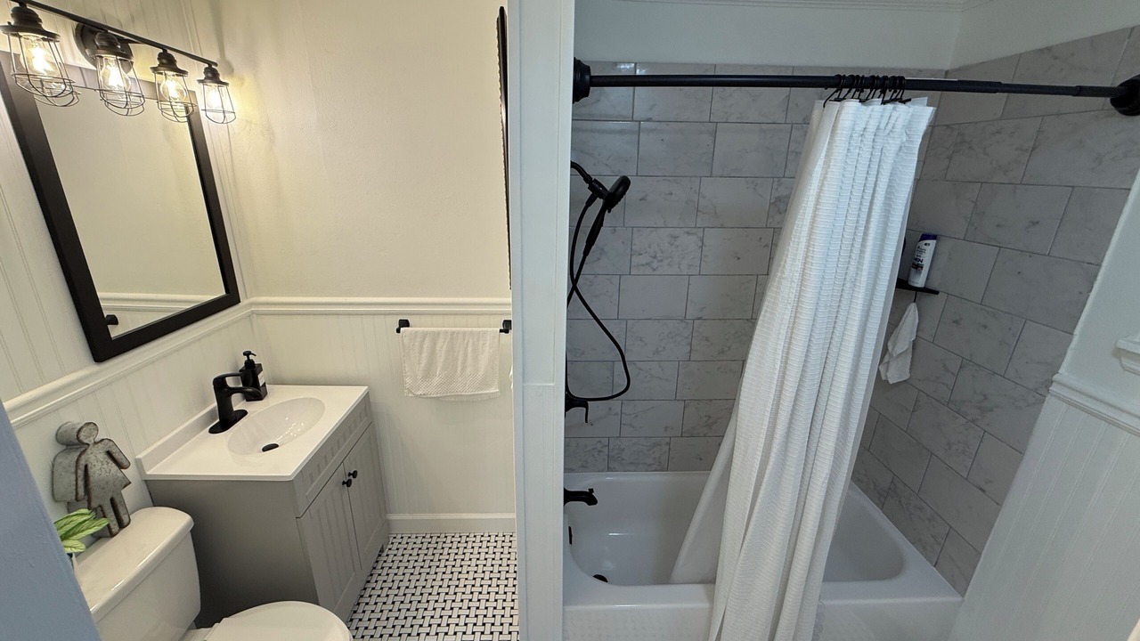 Photo of Bathroom in Thomasville