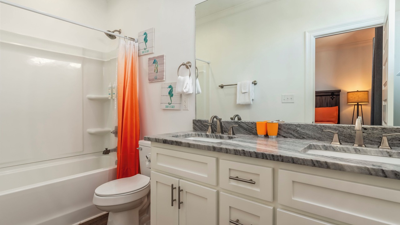 Photo of Bathroom in Dauphin Island