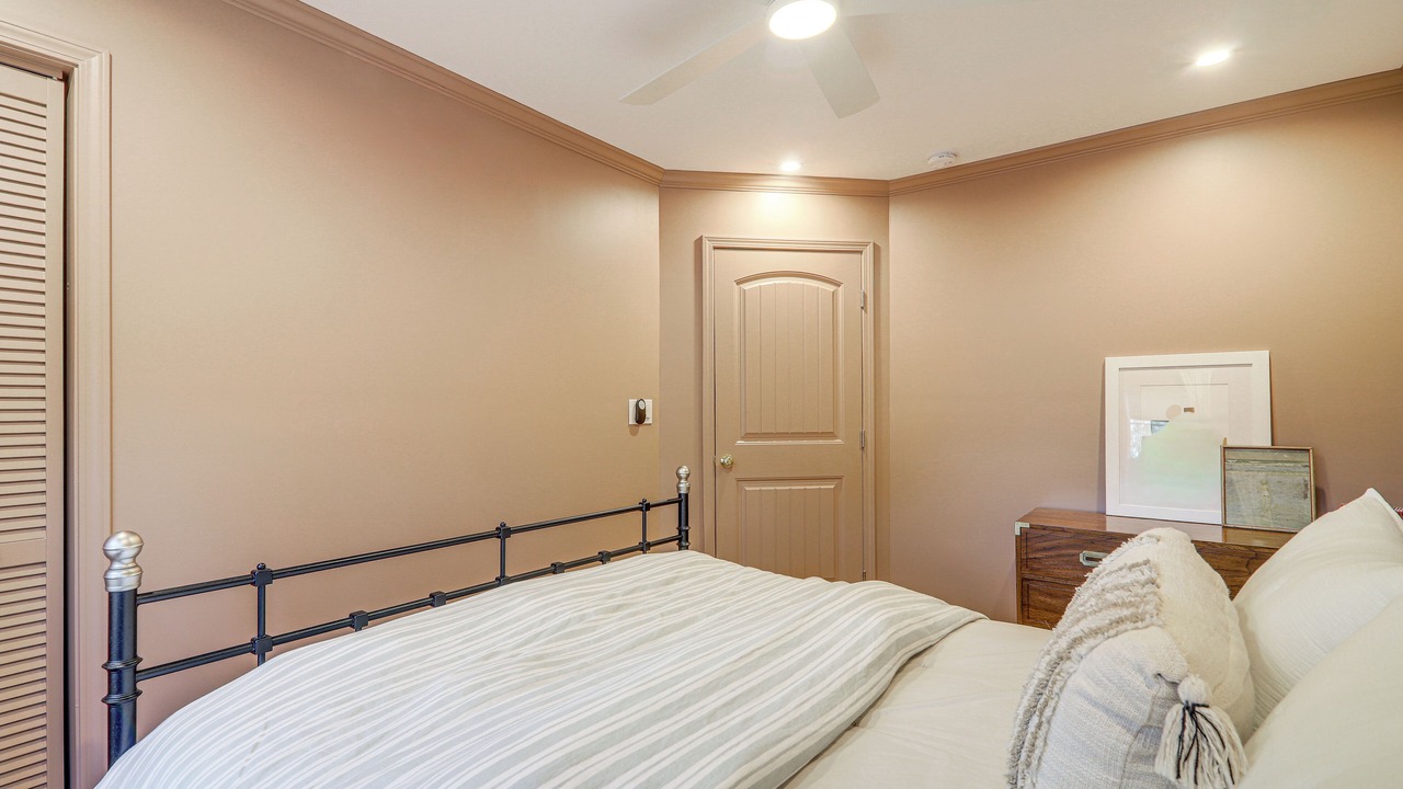 Photo of Bedroom in Eatonton