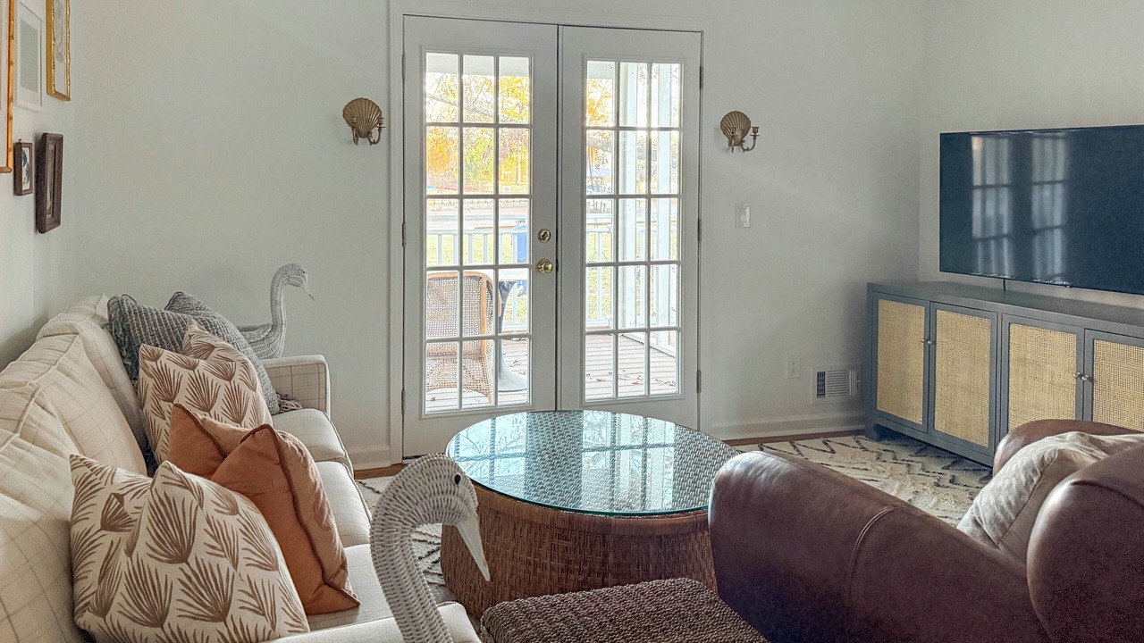 Photo of Livingroom in Eatonton