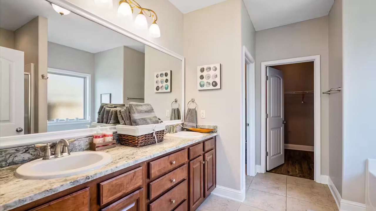 Photo of Bathroom in Semmes