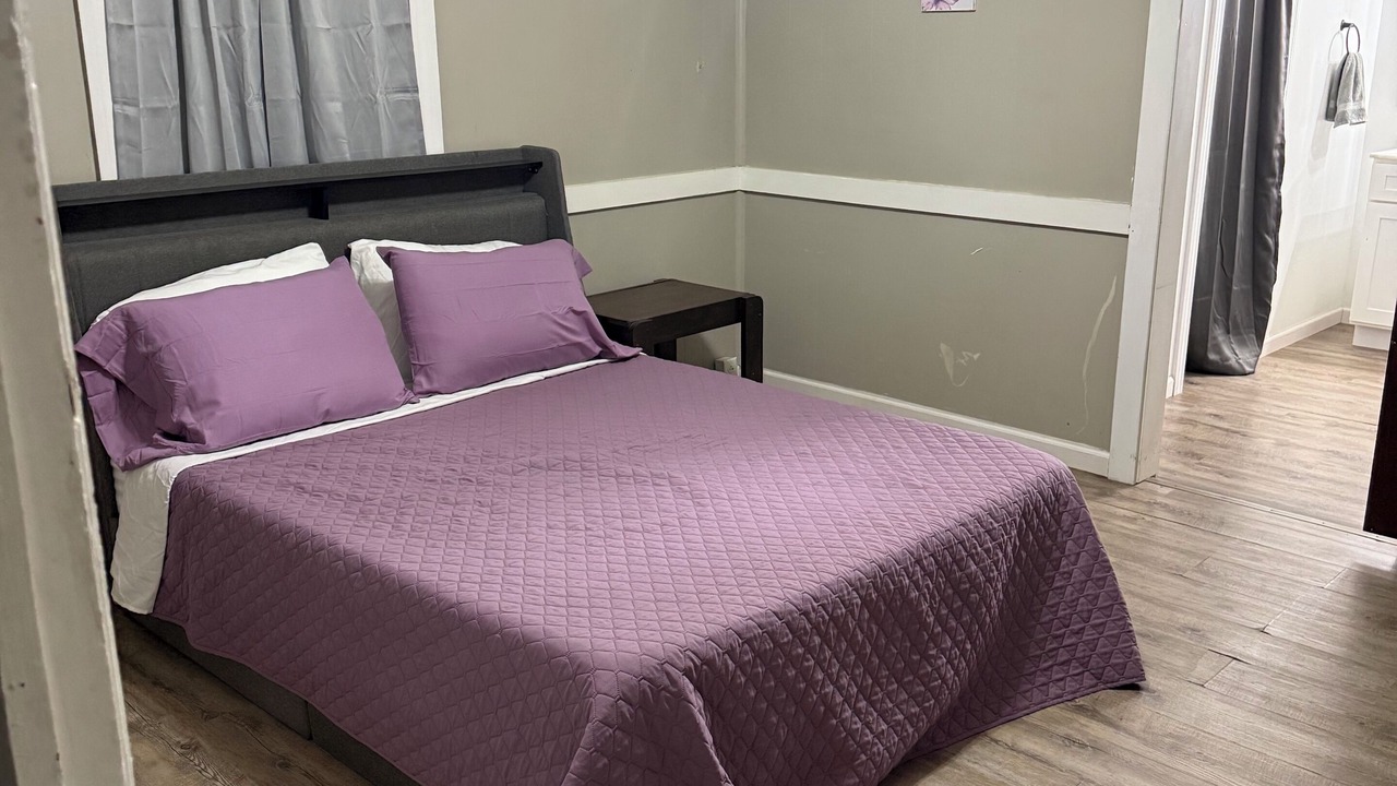 Photo of Bedroom in Pascagoula