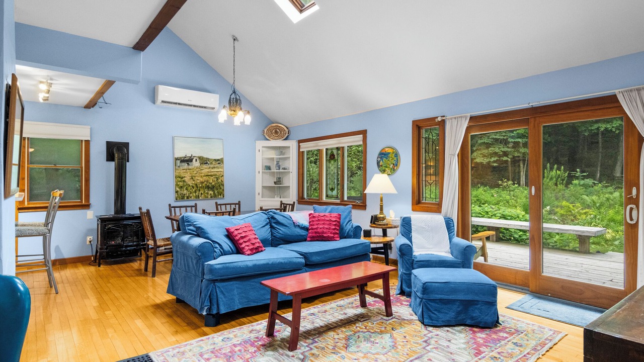 Photo of Livingroom in Empire