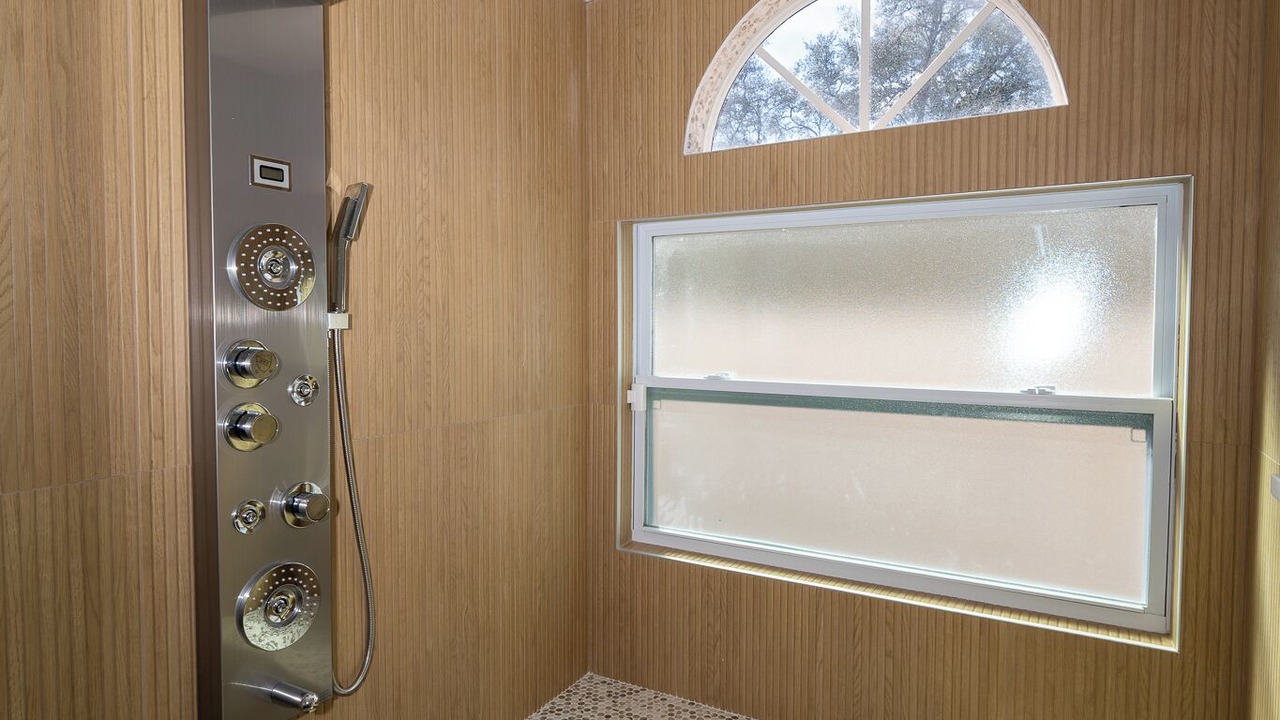 Photo of Bathroom in Deltona Lakes